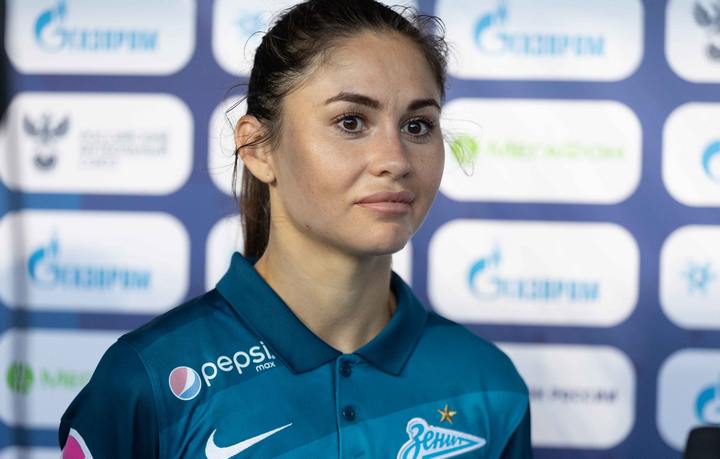 Лина Якупова рассказала, как изменился женский футбол в России за 11 лет: «Сейчас очень сильно вырос. Раньше было более любительски» Лина Якупова рассказала, как изменился женский футбол в России за 11 лет: «Сейчас очень сильно вырос. Раньше было более любительски»