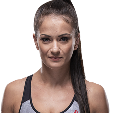 karolina-kowalkiewicz