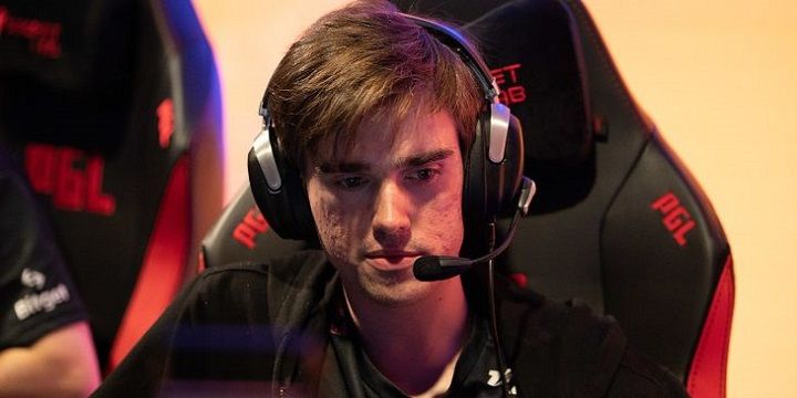One Move — Spirit. Прогноз на матч Dota 2 (18 декабря 2022 года) One Move — Spirit. Прогноз на матч Dota 2 (18 декабря 2022 года)