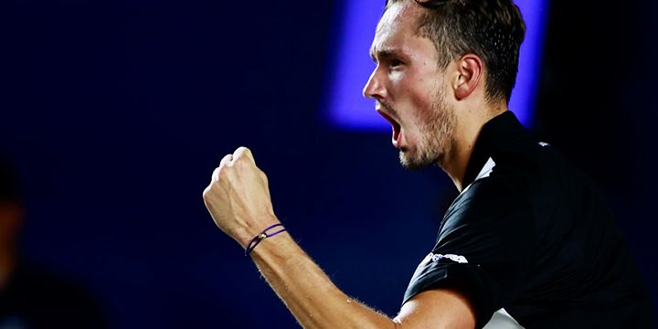 Даниил Медведев — Алехандро Давидович Фокина. Прогноз на матч ATP Роттердам (14 февраля 2023 года)
Даниил Медведев — Алехандро Давидович Фокина. Прогноз на матч ATP Роттердам (14 февраля 2023 года)
