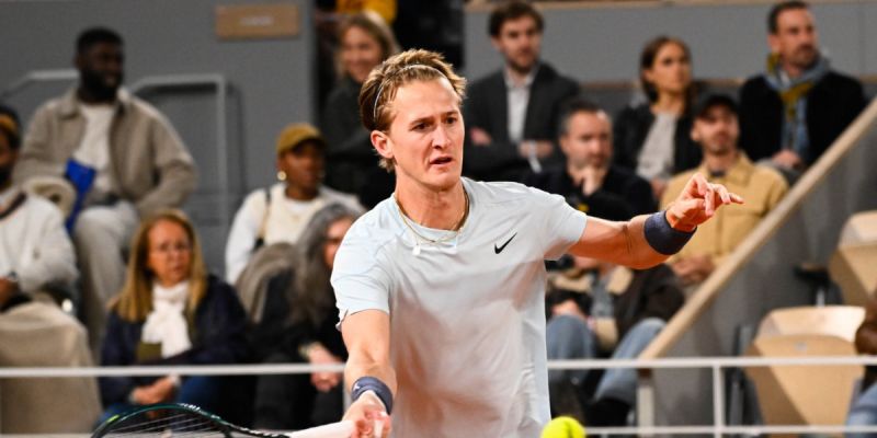 Корда — Хачанов. Прогноз и ставки на матч ATP Лондон (18 июня 2024 года) Корда — Хачанов. Прогноз и ставки на матч ATP Лондон (18 июня 2024 года)