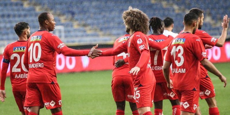 Хатайспор — Касымпаша. Прогноз и ставки на чемпионата Турции (19 августа 2024 года) Хатайспор — Касымпаша. Прогноз и ставки на чемпионата Турции (19 августа 2024 года)