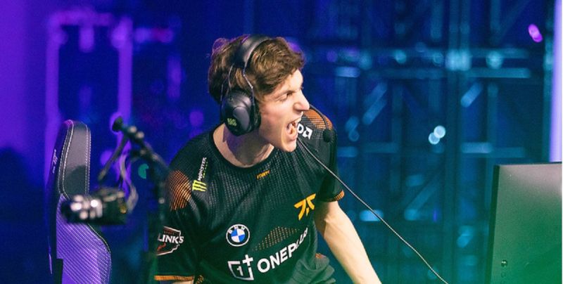 Weibo Gaming — Fnatic: прогноз (кф. 2.20) и ставки на матч Worlds 2024 (12 октября 2024 года) Weibo Gaming — Fnatic: прогноз (кф. 2.20) и ставки на матч Worlds 2024 (12 октября 2024 года)