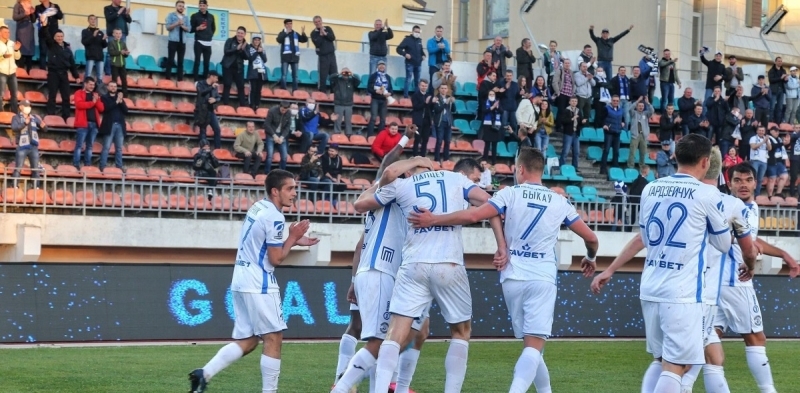 Динамо Брест — Сморгонь: прогноз (кф. 2.00) и ставки на матч чемпионата Беларуси (13 апреля 2025 года) Динамо Брест — Сморгонь: прогноз (кф. 2.00) и ставки на матч чемпионата Беларуси (13 апреля 2025 года)