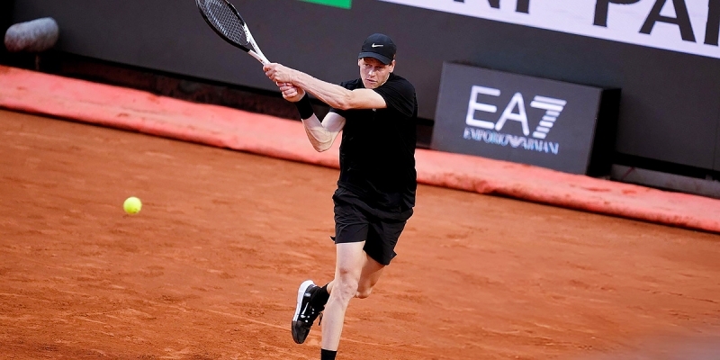 Янник Синнер — Каспер Рууд: прогноз и ставки на матч ATP Рим (15 мая 2025 года)
Янник Синнер — Каспер Рууд: прогноз и ставки на матч ATP Рим (15 мая 2025 года)