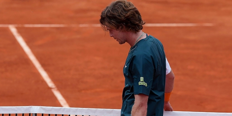 Андрей Рублев — Лучано Дардери: прогноз и ставки на матч ATP Гамбург (22 мая 2025 года)
Андрей Рублев — Лучано Дардери: прогноз и ставки на матч ATP Гамбург (22 мая 2025 года)
