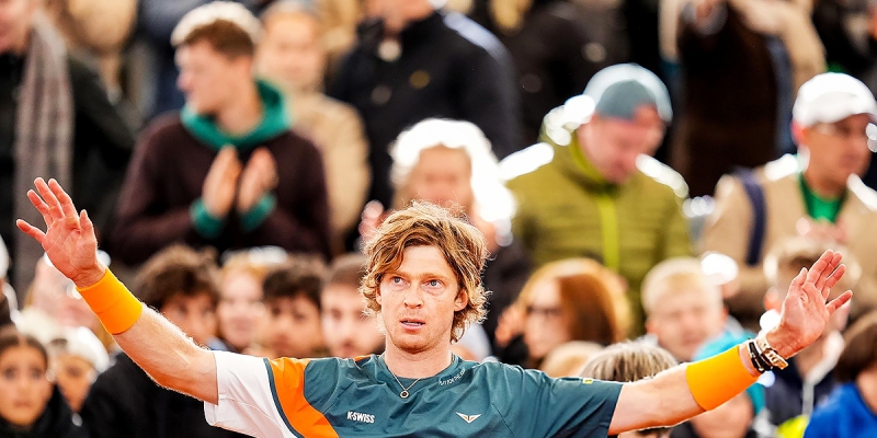 Феликс Оже-Альяссим — Андрей Рублев: прогноз и ставки на матч ATP Гамбург (23 мая 2025 года)
Феликс Оже-Альяссим — Андрей Рублев: прогноз и ставки на матч ATP Гамбург (23 мая 2025 года)