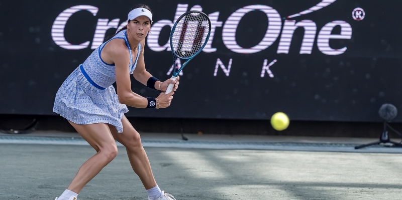 Сорана Кырстя – Айла Томлянович: прогноз и ставки на матч WTA Бад-Хомбург (21 июня 2025 года)