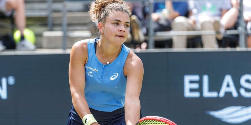 Лейла Фернандес – Жасмине Паолини: прогноз и ставки на матч WTA Бад-Хомбург (24 июня 2025 года) Лейла Фернандес – Жасмине Паолини: прогноз и ставки на матч WTA Бад-Хомбург (24 июня 2025 года)