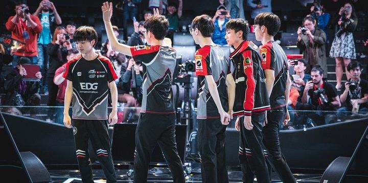 KT Rolster - EDG. Прогноз на League of Legends (13.10.2018) KT Rolster - EDG. Прогноз на League of Legends (13.10.2018)