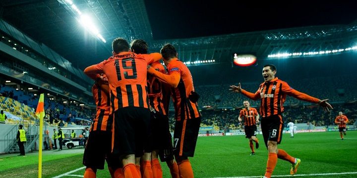Шахтер Донецк — Динамо Киев. Прогноз (кф. 2,26) на матч чемпионата Украины (10 ноября 2019 года) Шахтер Донецк — Динамо Киев. Прогноз (кф. 2,26) на матч чемпионата Украины (10 ноября 2019 года)